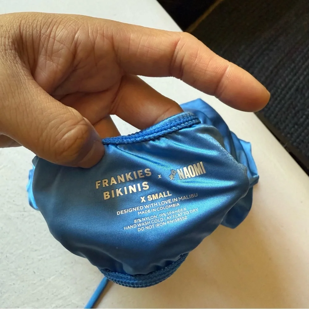 FRANKIE’S BIKINIS x NAOMI OSAKA blue short puff sleeve tie front swim bikini top